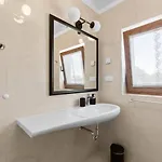 San Antonio With Private Pool In Novigrad * Buzinija