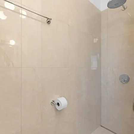 Villa San Antonio With Private Pool In Novigrad